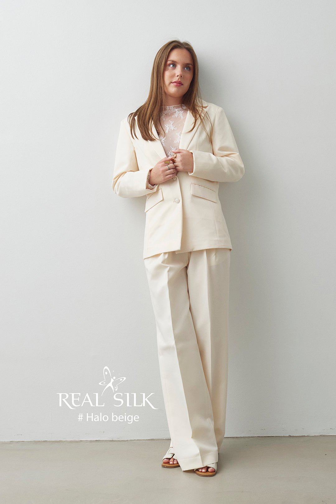 KONFIRMATIONSKJOLE_2027_REALSILK_Halo suit