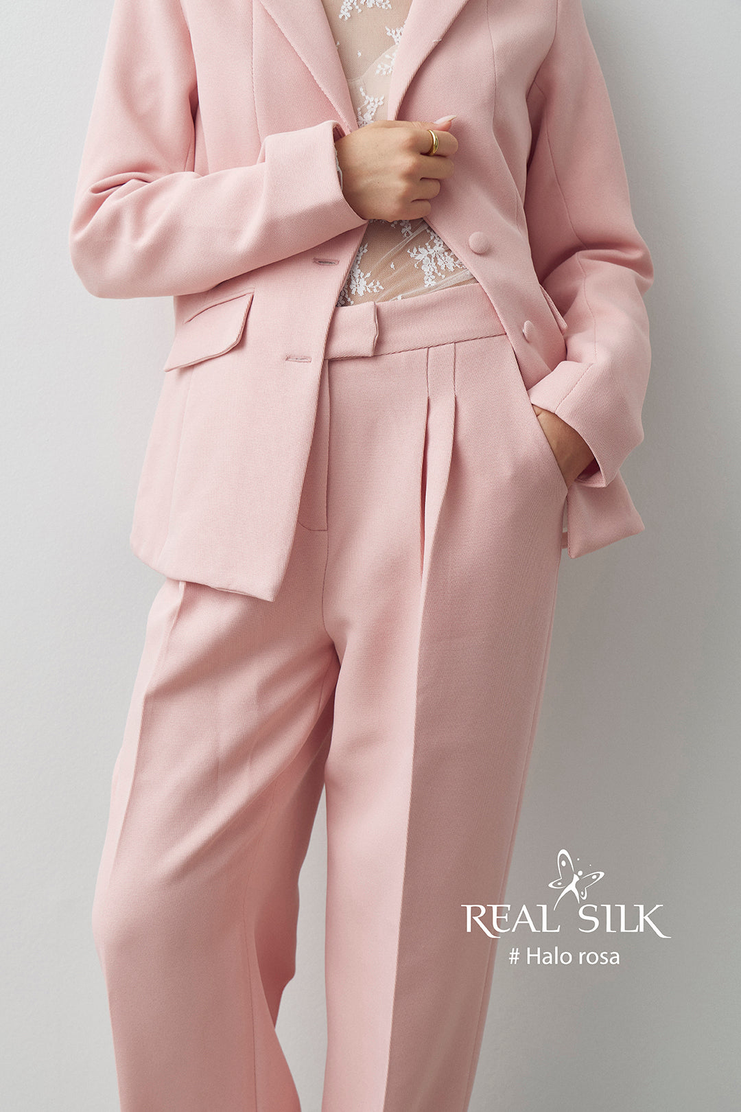 KONFIRMATIONSKJOLE_2027_REALSILK_Halo suit