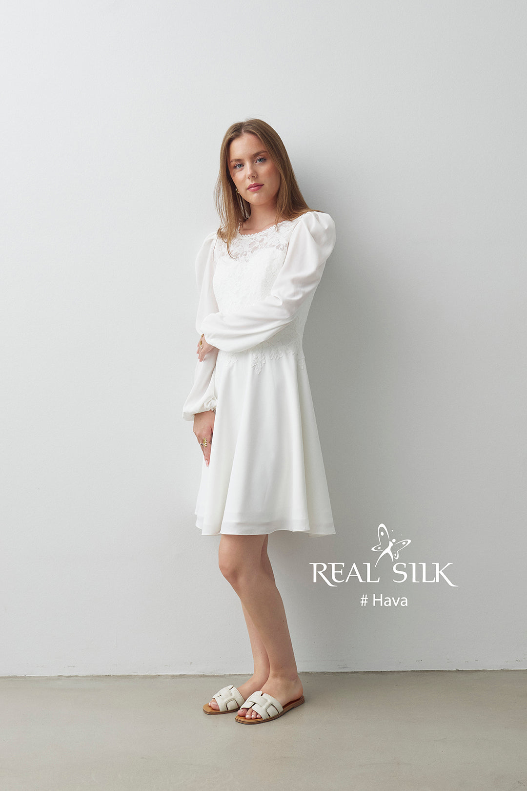 Konfirmationskjole 2027 Hava | Stretch-blonde & Chiffon | Real Silk