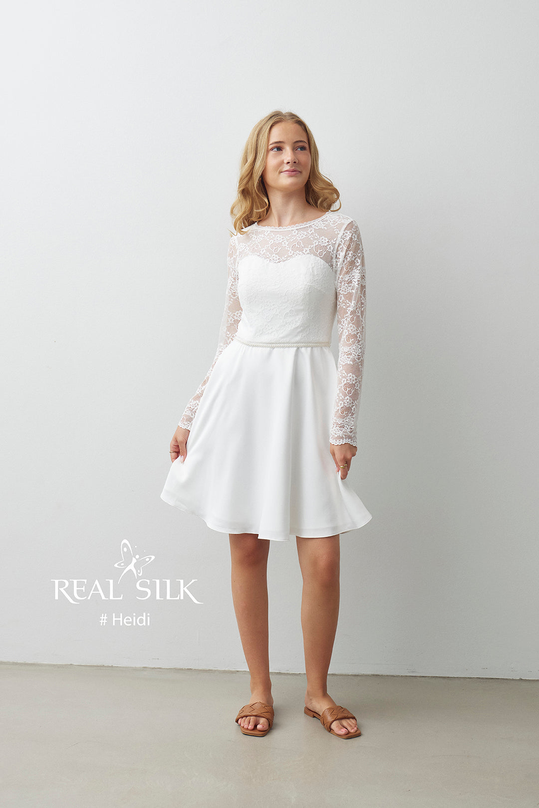 Konfirmationskjole 2027 Heidi | Blonde & Perler | Real Silk