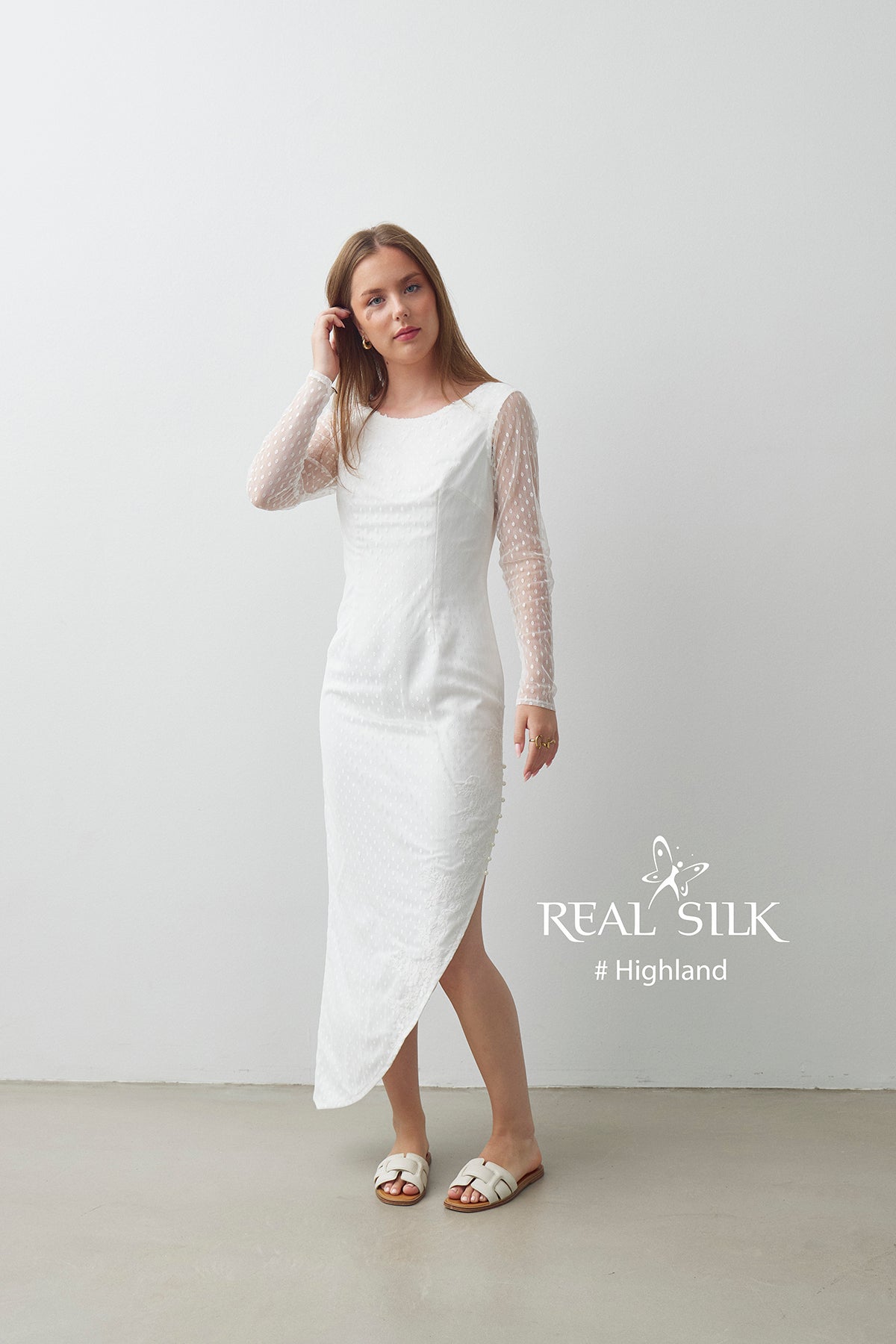 Konfirmationskjole 2027 Highland | Tyl & Blondeapplikationer | Real Silk