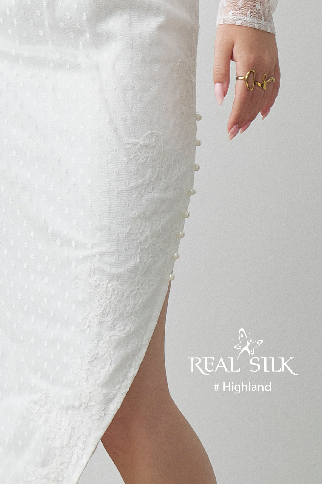 Konfirmationskjole 2027 Highland | Tyl & Blondeapplikationer | Real Silk