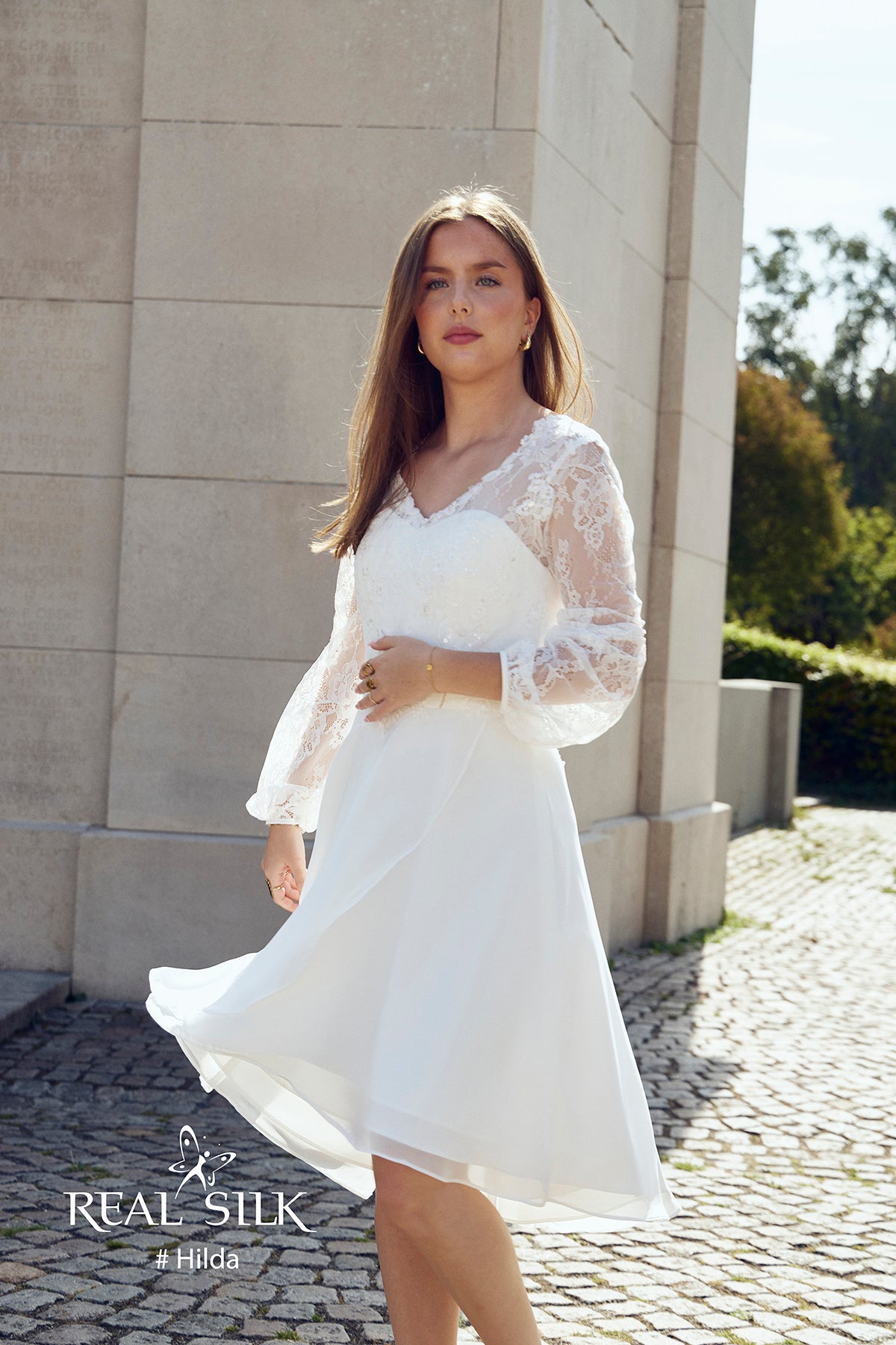 Konfirmationskjole 2027 Hilda | Blonde & Pailletter | Real Silk