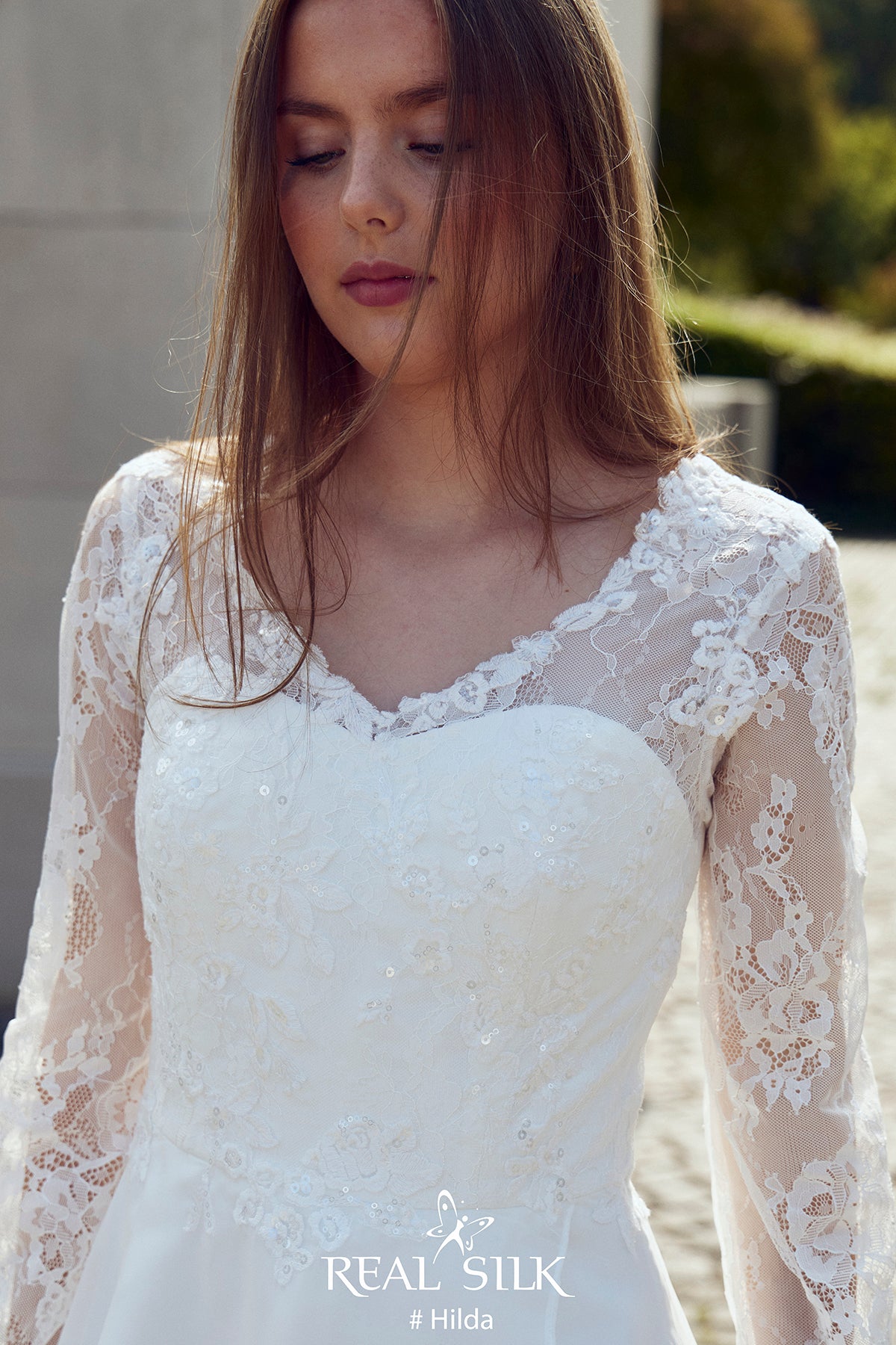 Konfirmationskjole 2027 Hilda | Blonde & Pailletter | Real Silk